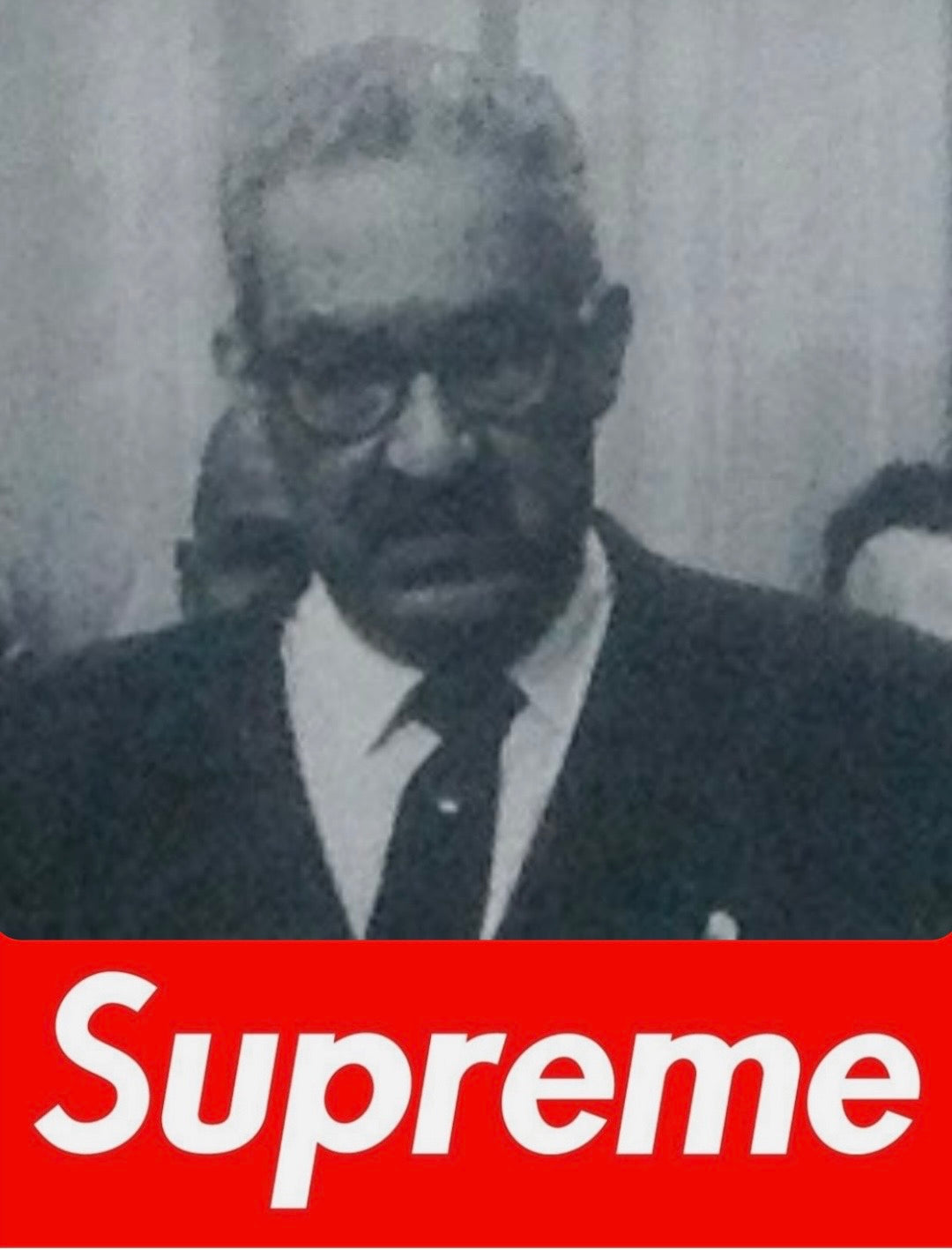 SUPREME MARSHALL SWEATSHIRT